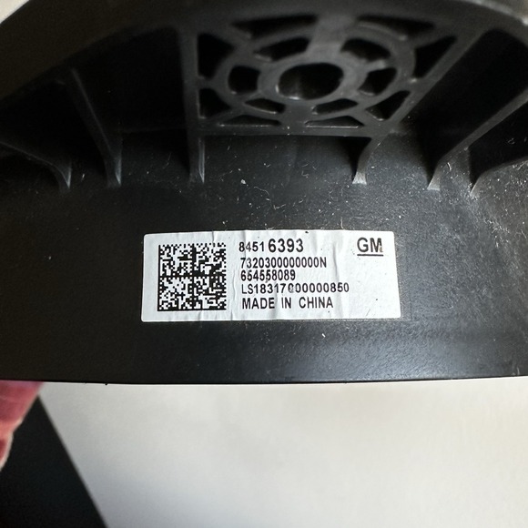 84516393 OEM GM Radio Rear Door Speaker 2019-2021‎ SILVERADO SIERRA 84664540 - Picture 6 of 6